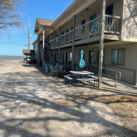 ماربلهيد Lake Point Motel المظهر الخارجي الصورة