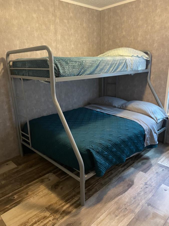 ماربلهيد Lake Point Motel المظهر الخارجي الصورة